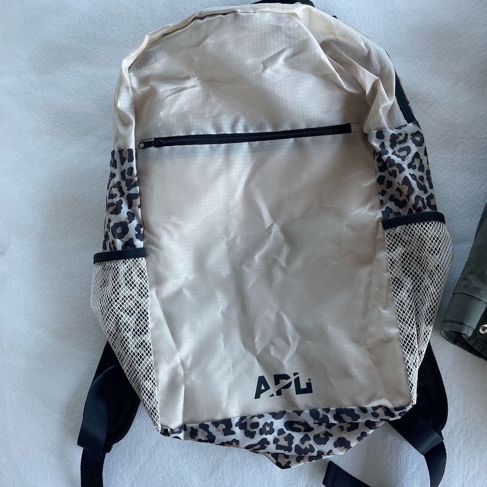 Leopard Backpack by APL - Picture 4 of 6